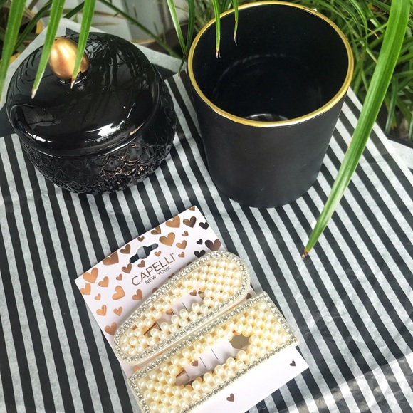 NWT Hair Pearl and rhinestones Pins - Picture 4 of 4